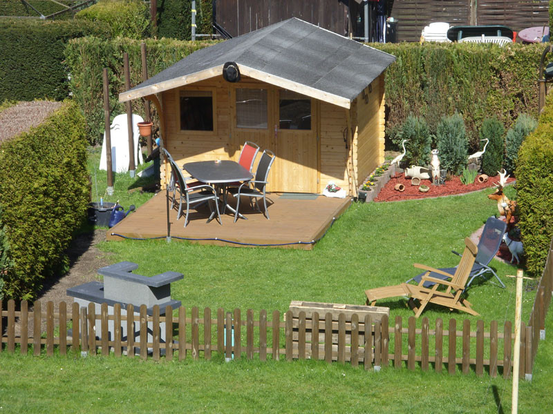 Jak založit základ pod dřevěný zahradní domek